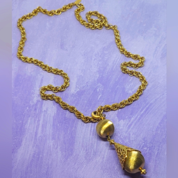 Vintage Monet 60s Gold Tone Necklace Brushed Matte Bauble Pendant - Picture 1 of 8